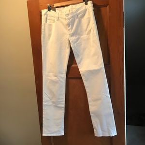 Never worn! NWT 7 For All Mankind STRAIGHT leg white denim